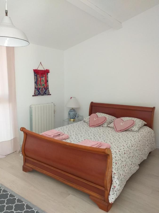La Maison D Annick Apartment Lodeve Ngoại thất bức ảnh